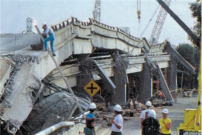 Picture Of Cypress Street Viaduct Collapsed