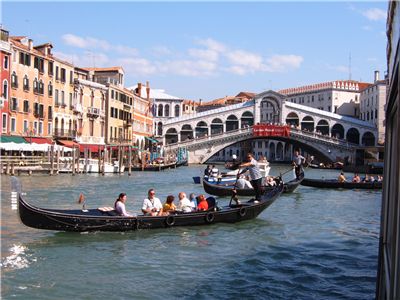 Picture Of Rialto Bridge Venice